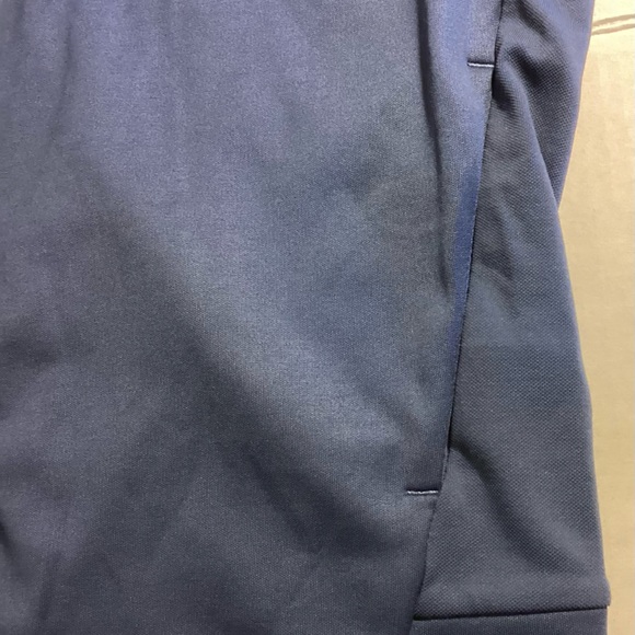 Oakley Dark Navy Small Vest 4 pockets 2 outside 2 inside - Picture 9 of 9